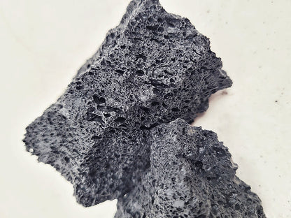 WIO - Darwin Black Lava Nano Rock 1.5kg